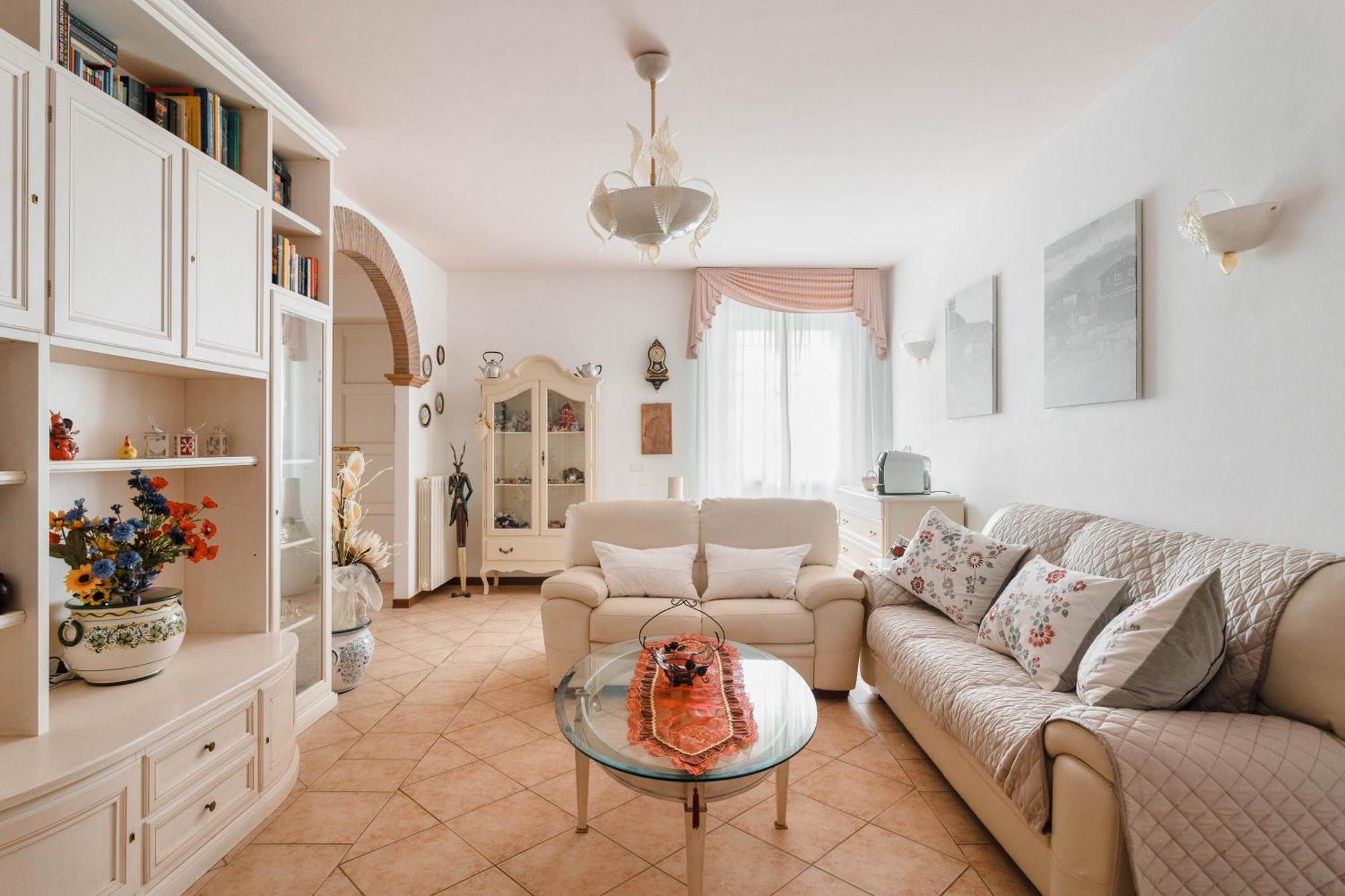 Bed and Breakfast La Campagnola П'єтразанта Екстер'єр фото